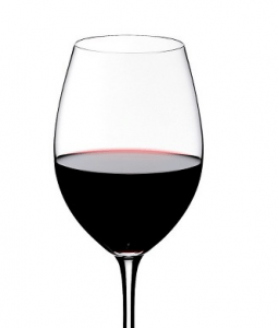 Elizabeth Banks' Whohaha-Red wine